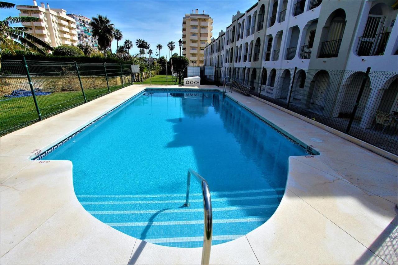 Apartamento Andalucía - A 100 metros de la playa - Piscina - EXCELENTE CONEXIÓN WIFI Benalmádena Exterior foto