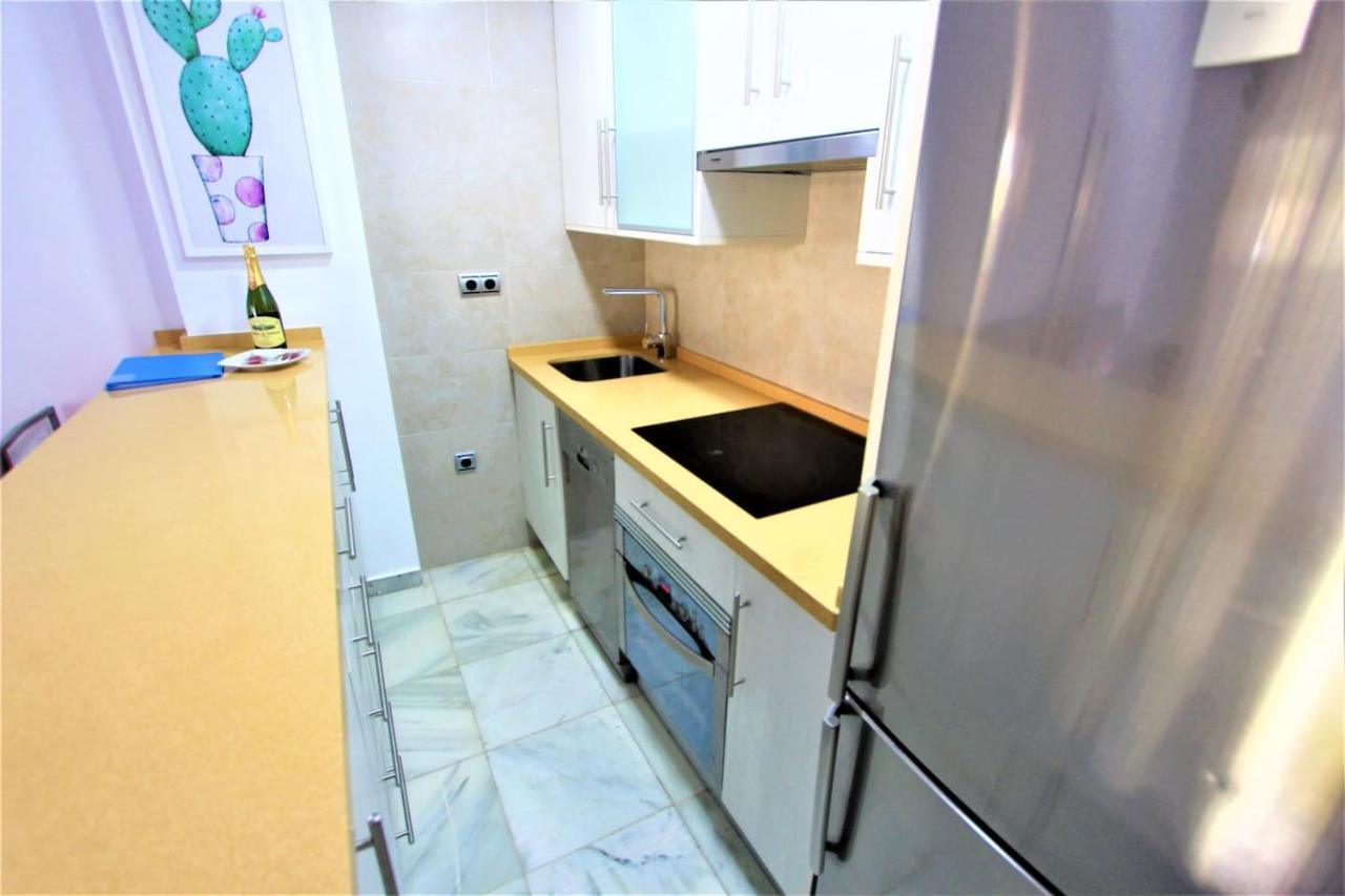 Apartamento Andalucía - A 100 metros de la playa - Piscina - EXCELENTE CONEXIÓN WIFI Benalmádena Exterior foto